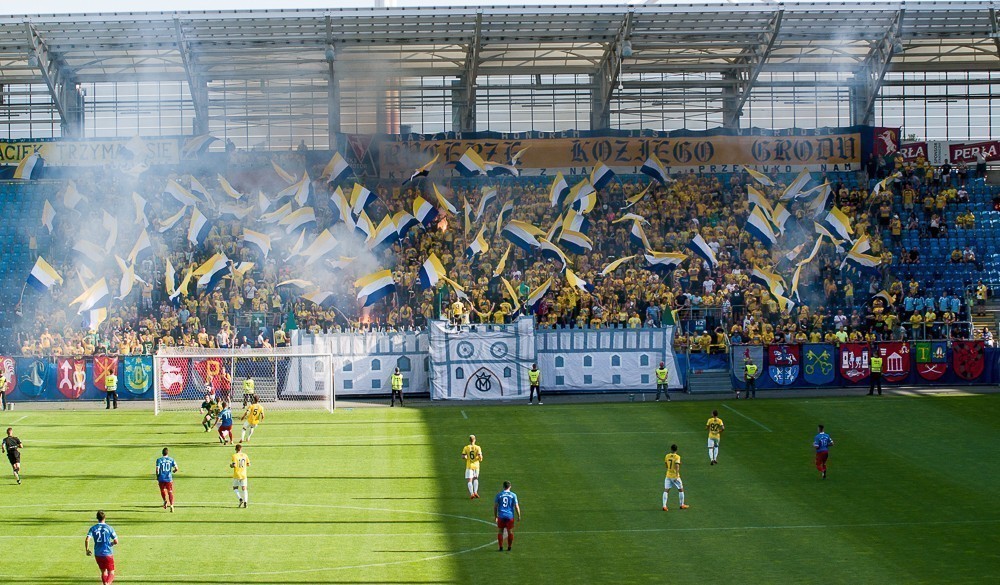 Podział punkt&oacute;w w Ostrowcu Świętokrzyskim. Motor pokłada nadzieje w juniorach