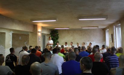 Społeczne Pszcz&oacute;łki