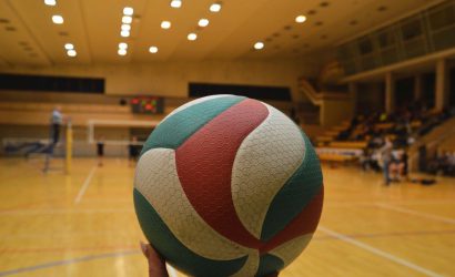 Arka po meczu z Tempem umocniła się na pierwszym miejscu w tabeli