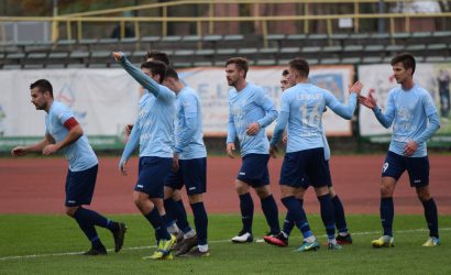 Sparing: Lewart lepszy od Huraganu