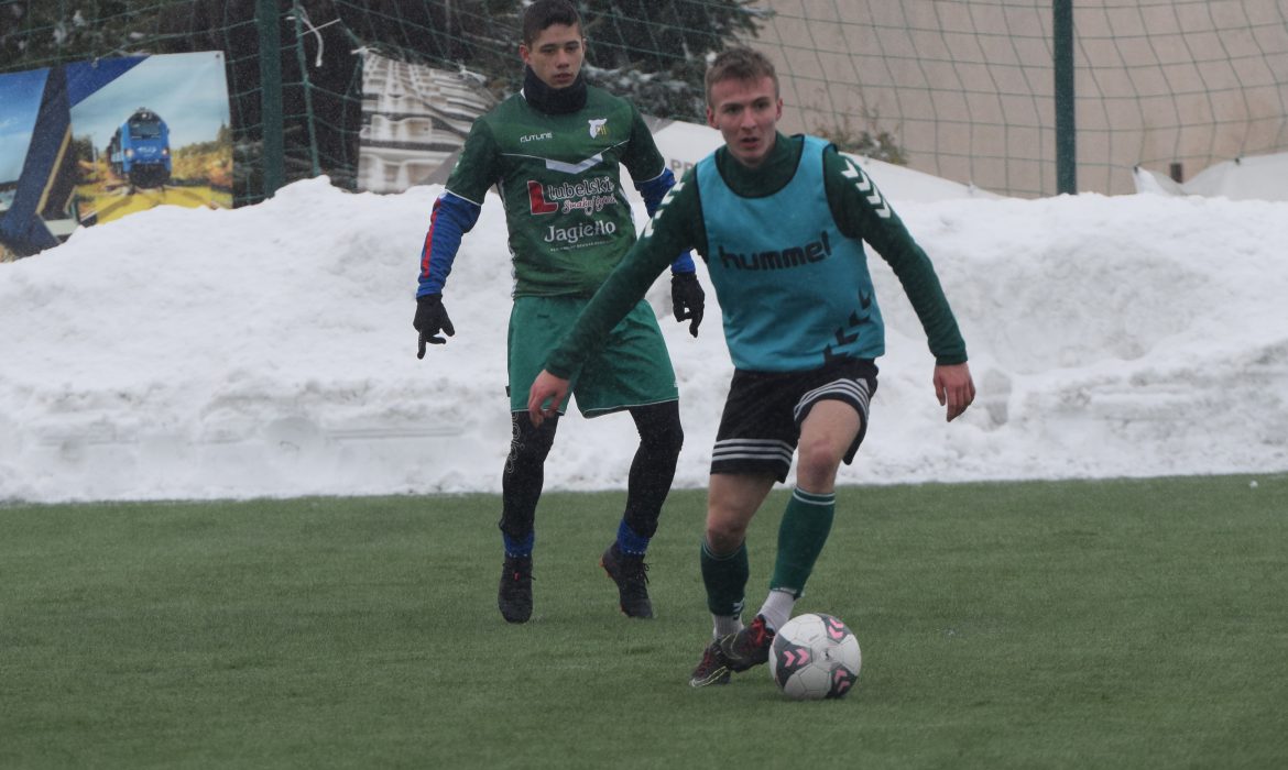 Hetman powoli buduje kadrę