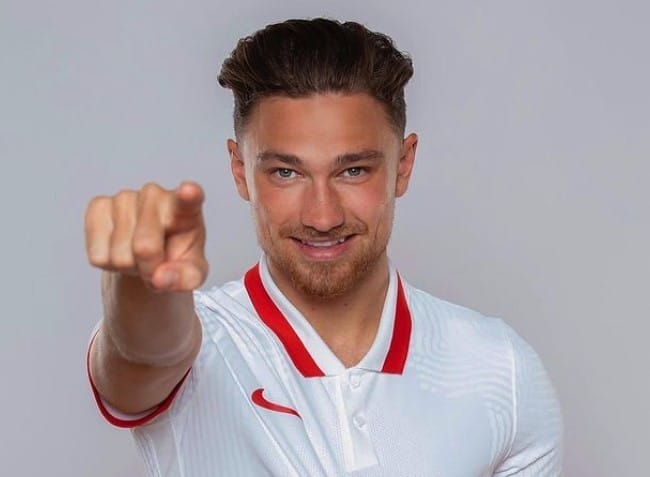 Matty Cash &ndash; kim jest, gdzie się urodził, kluby, sylwetka