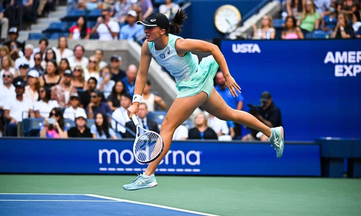 Świątek &ndash; Gauff transmisja. Gdzie oglądać mecz w 1/2 finału WTA Pekin 2023?