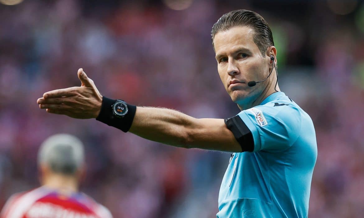 Kto sędziuje mecz Polska &ndash; Argentyna? Jest duże zaskoczenie!