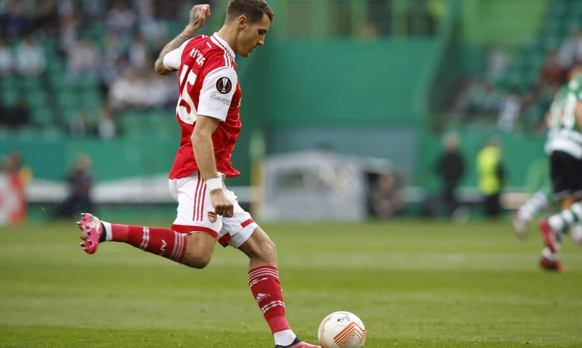 Nieudany debiut Jakuba Kiwiora w Arsenalu. Błąd przy pierwszej bramce (WIDEO)