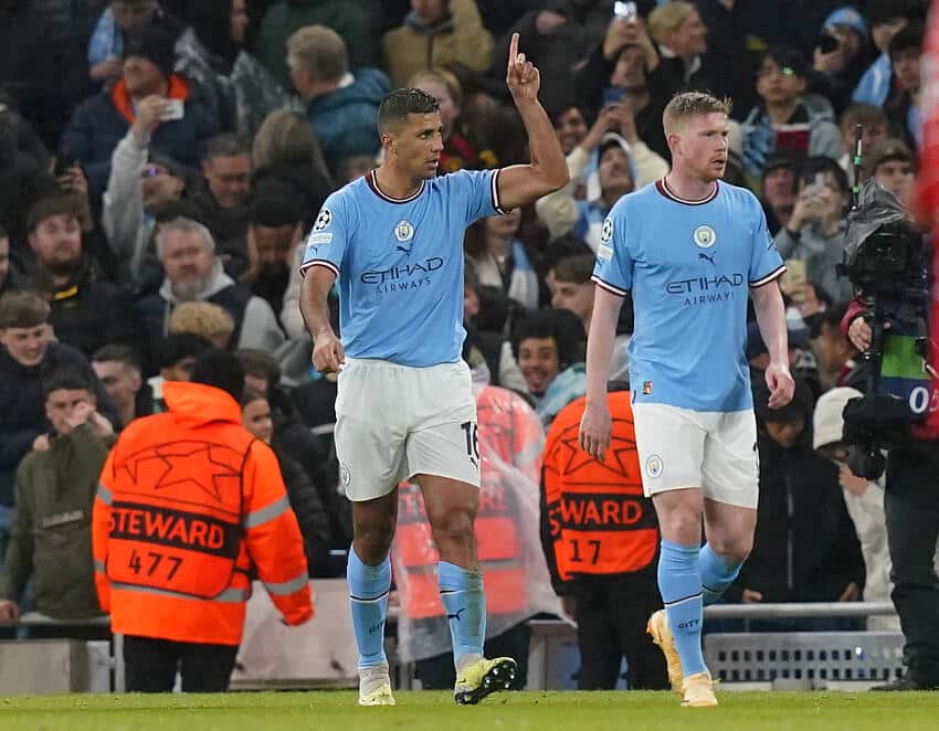 Manchester City &ndash; Bayern skr&oacute;t i wynik meczu, bramki wideo