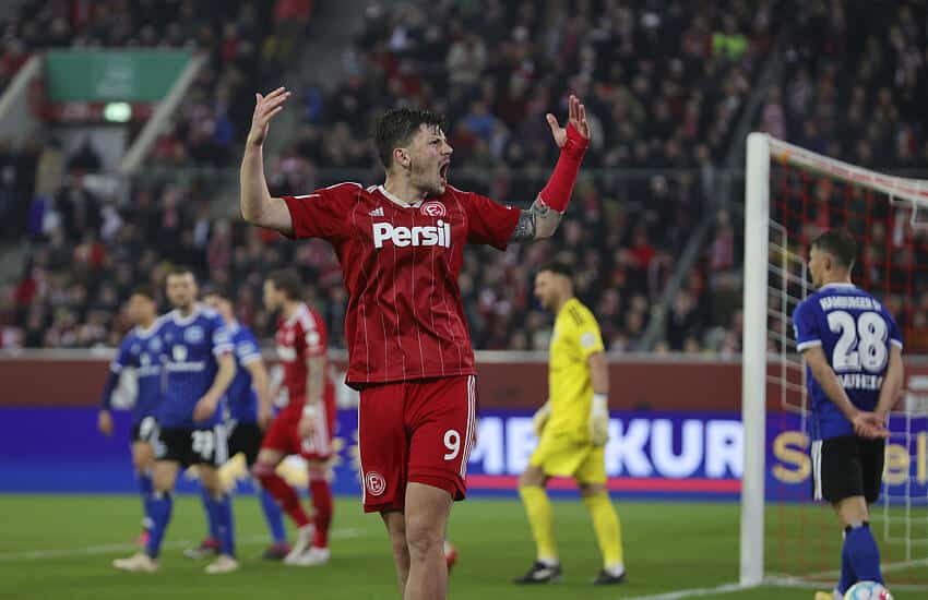 Dawid Kownacki zmienia barwy klubowe. Polak nowym zawodnikiem Werderu Brema