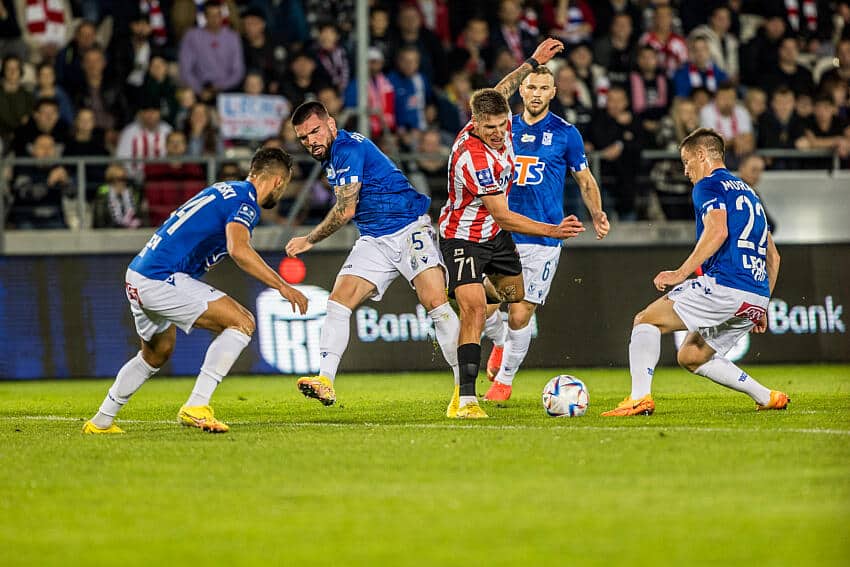 Lech Poznań &ndash; Cracovia gdzie oglądać? Transmisja i stream online