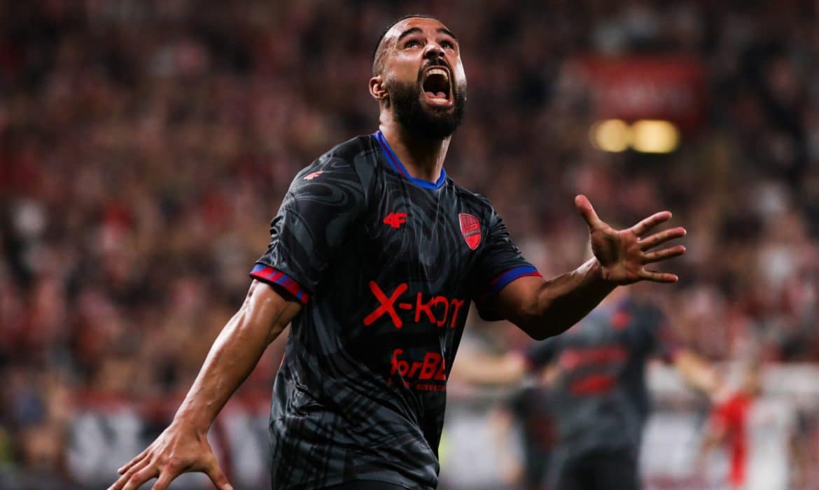 Ivi L&oacute;pez doznał poważnej kontuzji. Fatalne wieści dla Rakowa! [OFICJALNIE]