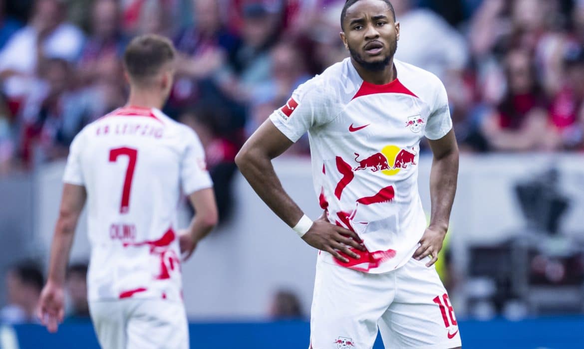 Oficjalnie: Chelsea ma nowego napastnika. Rekord transferowy wyr&oacute;wnany!