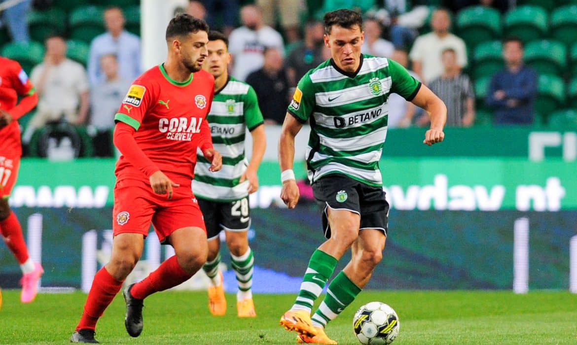 Paris Saint-Germain się wzmacnia. Pomocnik potwierdza, że przechodzi do PSG!