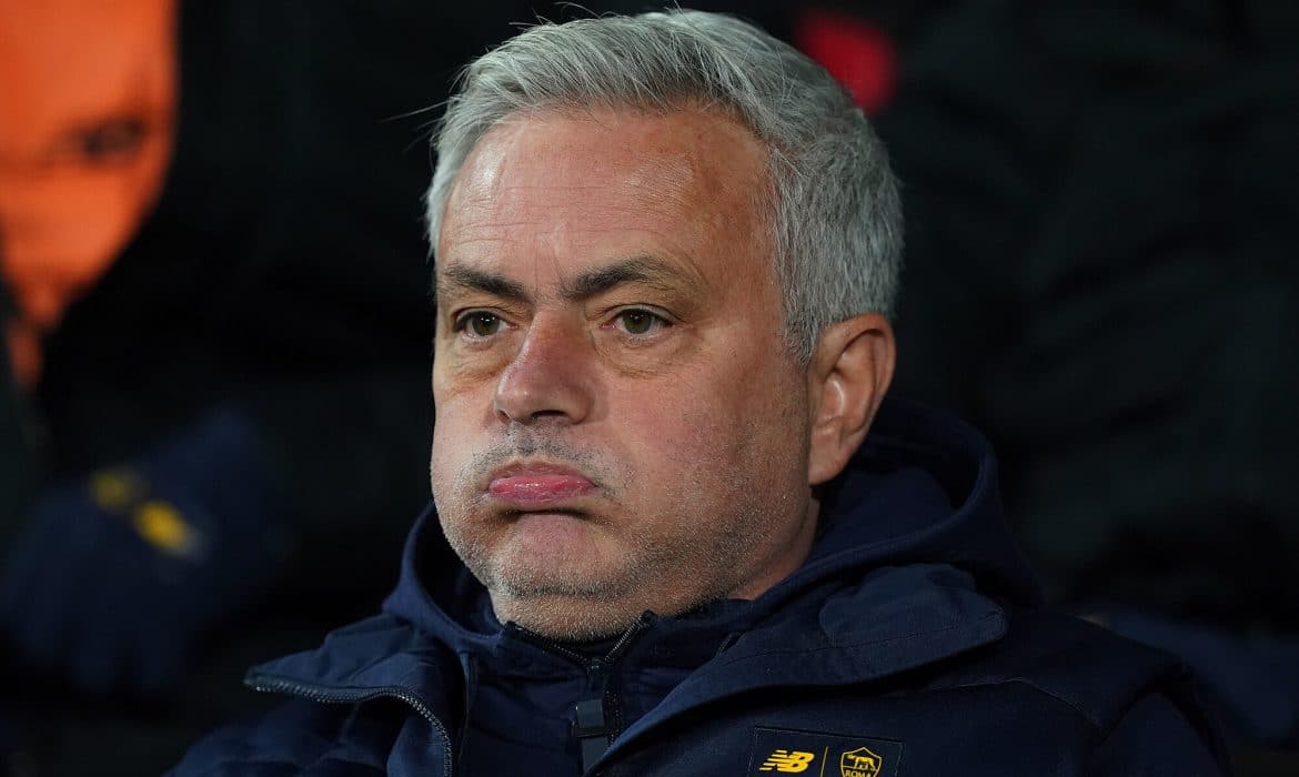 Jos&eacute; Mourinho odejdzie z AS Romy? Otrzymał gigantyczną ofertę!
