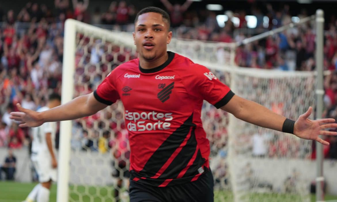 Vitor Roque zostanie piłkarzem FC Barcelony. To następca Lewandowskiego?