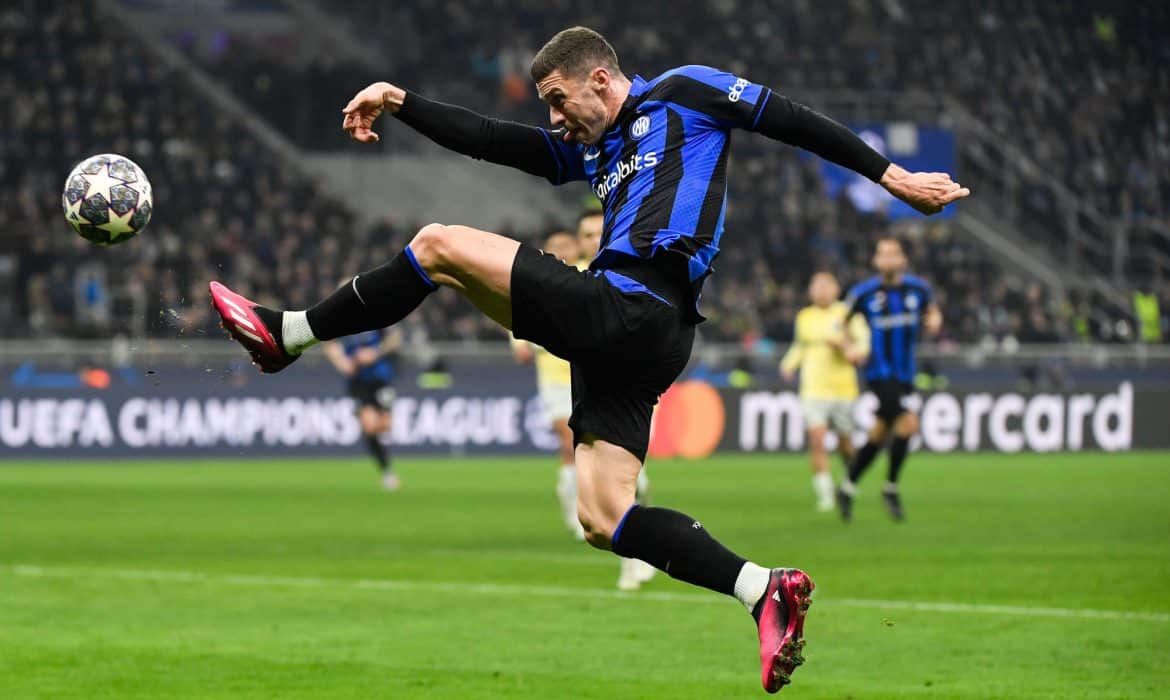 Inter Mediolan może stracić swojego piłkarza. Na stole pojawiła się pierwsza oferta