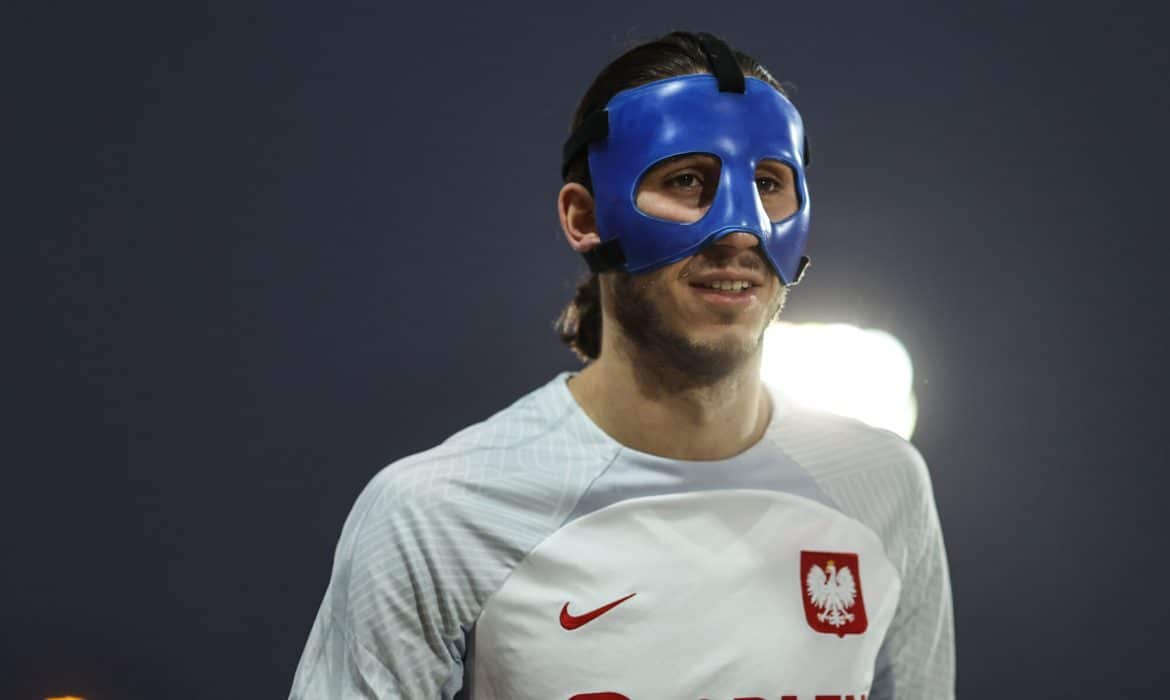 Kamil Grabara jest na celowniku kolejnego klubu. To drużyna z Serie A