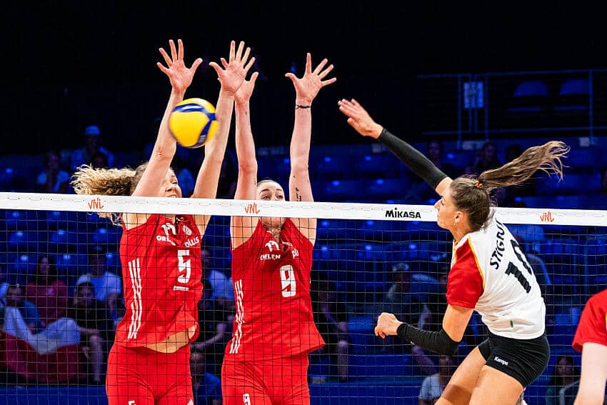 Liga Narod&oacute;w siatkarek 2023 p&oacute;łfinały &ndash; kto gra w play-off, kiedy mecze, drabinka, terminarz, gdzie oglądać?