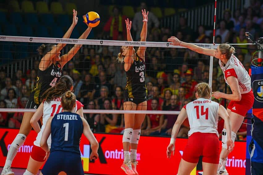 Kiedy grają siatkarki z Ukrainą? O kt&oacute;rej grają polskie siatkarki na Mistrzostwach Europy 2023?