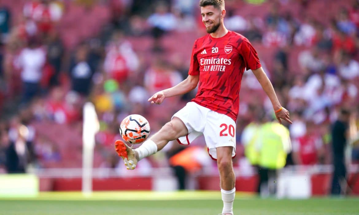 Jorginho odejdzie do Fenerbah&ccedil;e? Pomocnik chce grać więcej