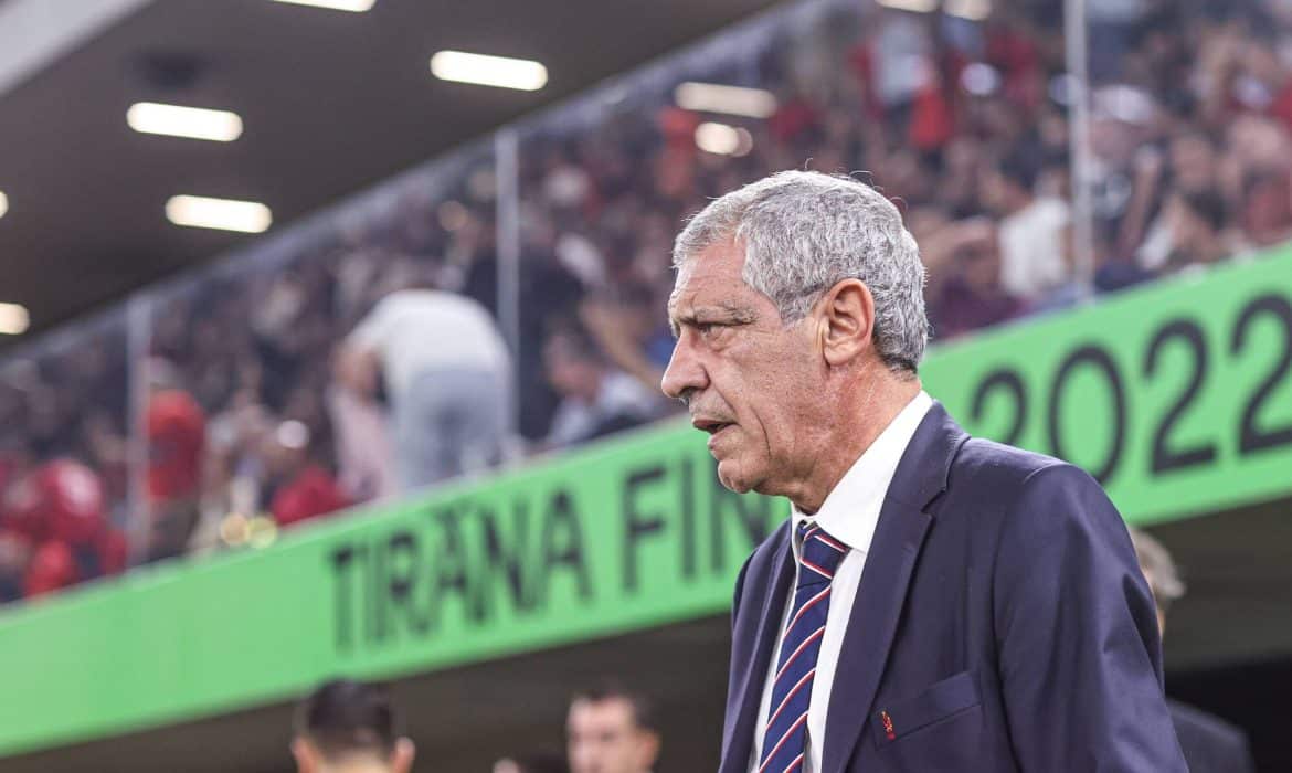 PZPN jest blisko zakończenia wsp&oacute;łpracy z Fernando Santosem. To może być kwestia godzin