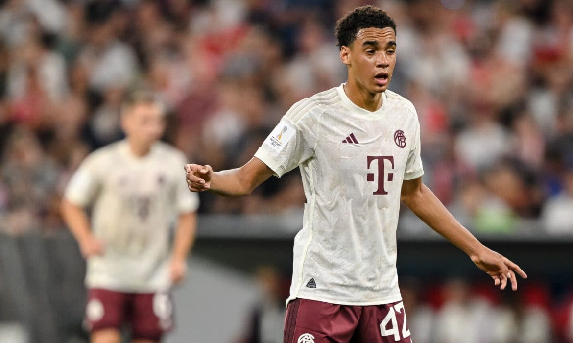 Jamal Musiala odejdzie z Bayernu Monachium? Dwa kluby interesują się Niemcem