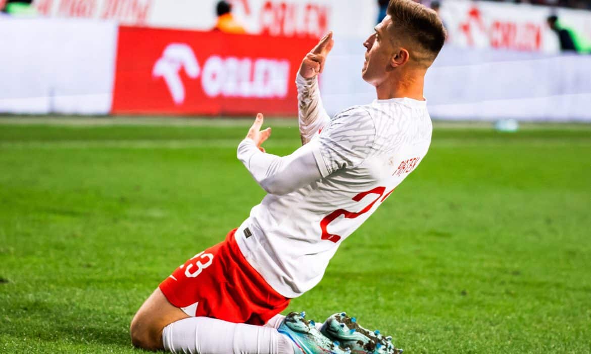 Krzysztof Piątek przełamał fatalną serię. Polski napastnik zdobył dwa gole! [WIDEO]