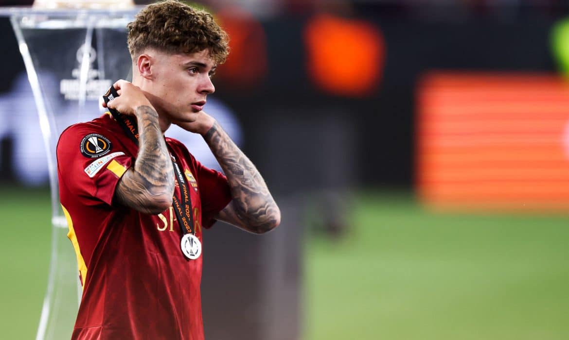 Nicola Zalewski może zostać sprzedany. AS Roma wyceniła polskiego piłkarza