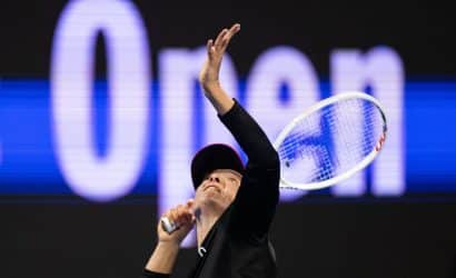 Świątek – Azarenka transmisja. Gdzie oglądać mecz Świątek na żywo?