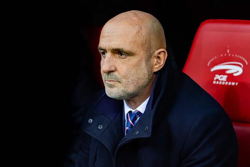 Michał Probierz może odejść? &ldquo;Jedną ręką podpisujesz kontrakt, drugą trzymasz walizkę&rdquo;