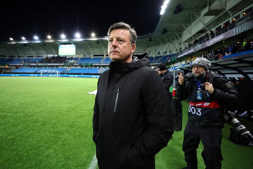 Media: Kosta Runjaic zwolniony z Legii Warszawa!