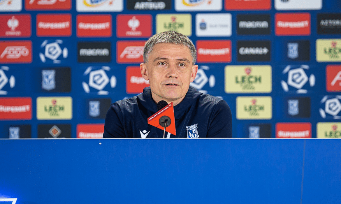 Mariusz Rumak na razie zostaje w Lechu Poznań. Nowe informacje o trenerze &ldquo;Kolejorza&rdquo;