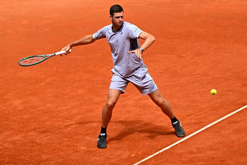 Bonus 250 zł za wygraną Igi Świątek lub Huberta Hurkacza