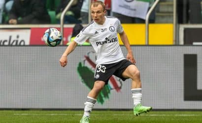 Lech &ndash; Legia. Bonus 250 złotych za celny strzał w meczu