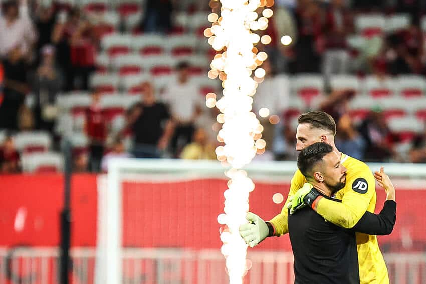 Marcin Bułka zostanie doceniony. Polski bramkarz otrzyma nagrodę!