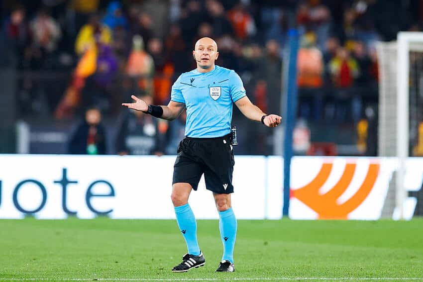 Szymon Marciniak ma posędziować hit Ligi Mistrz&oacute;w. &ldquo;Na 99 procent&rdquo;