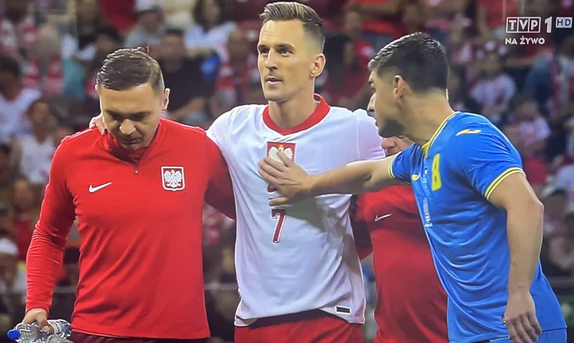 Arkadiusz Milik kontuzjowany! Zszedł z murawy na początku meczu
