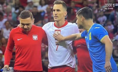 Arkadiusz Milik kontuzjowany! Zszedł z murawy na początku meczu