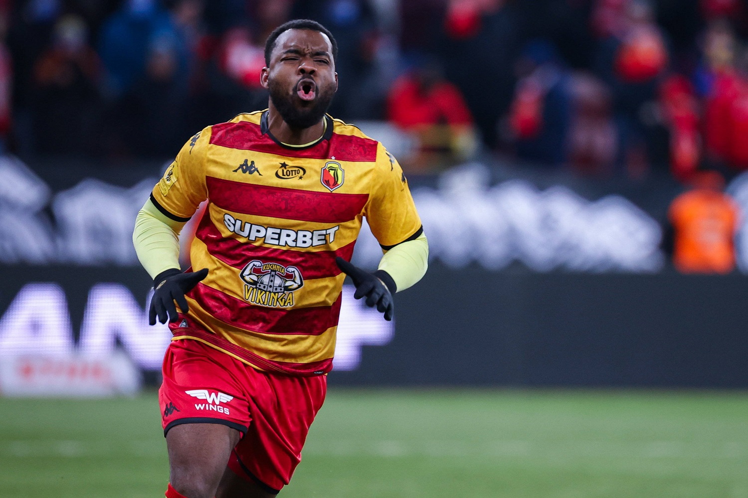 Pululu odejdzie do giganta? W tle transfer reprezentanta Polski!