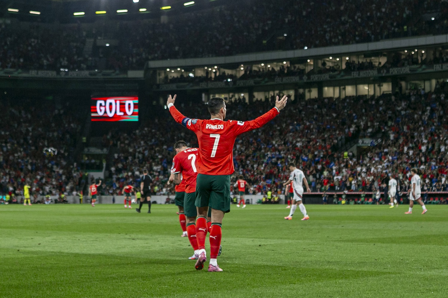 Cristiano Ronaldo wsp&oacute;łwłaścicielem klubu!