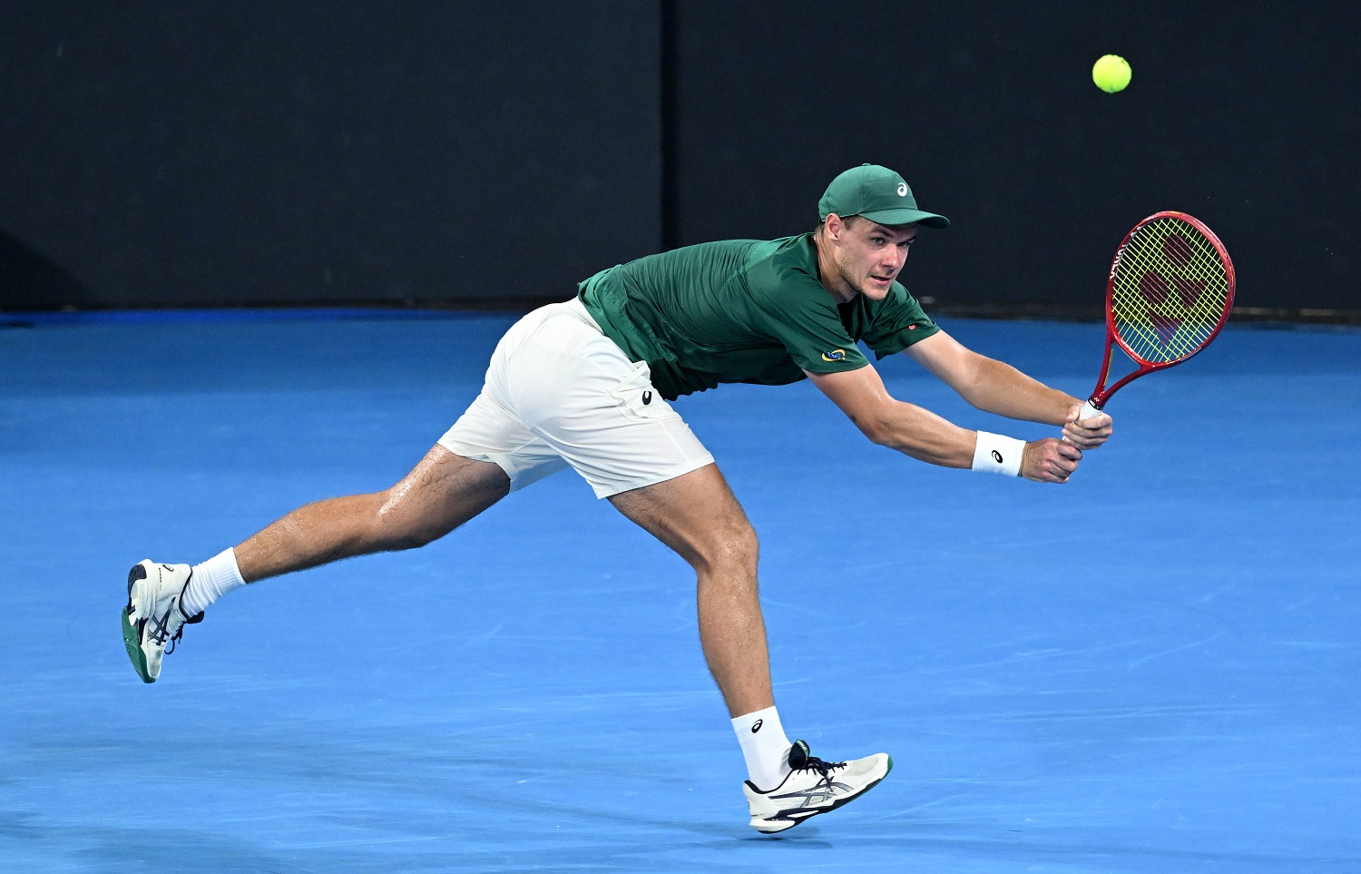 Zacięty b&oacute;j Majchrzaka o 1/8 finału. Zdecydował tie-break